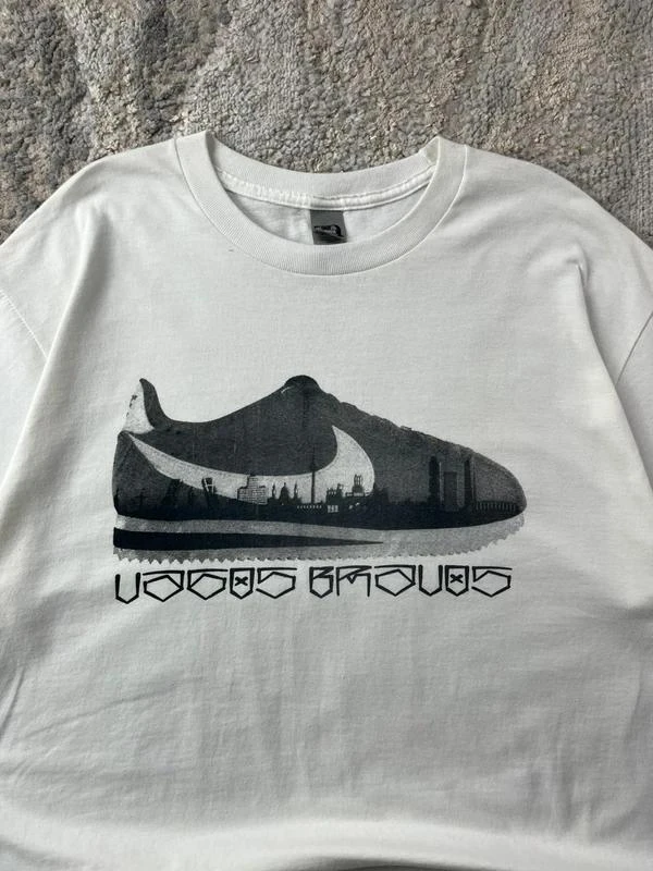 T-shirt graphique vintage Gildan Nike Cortez Urban Grooves taille L – photo 2